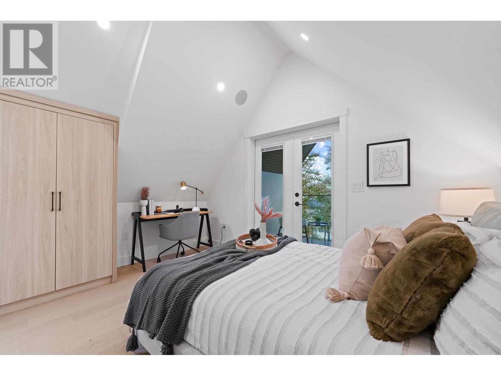 Listing Picture 39 of 40 : 1 462 E 19TH AVENUE, Vancouver / 溫哥華 - 魯藝地產 Yvonne Lu Group - MLS Medallion Club Member