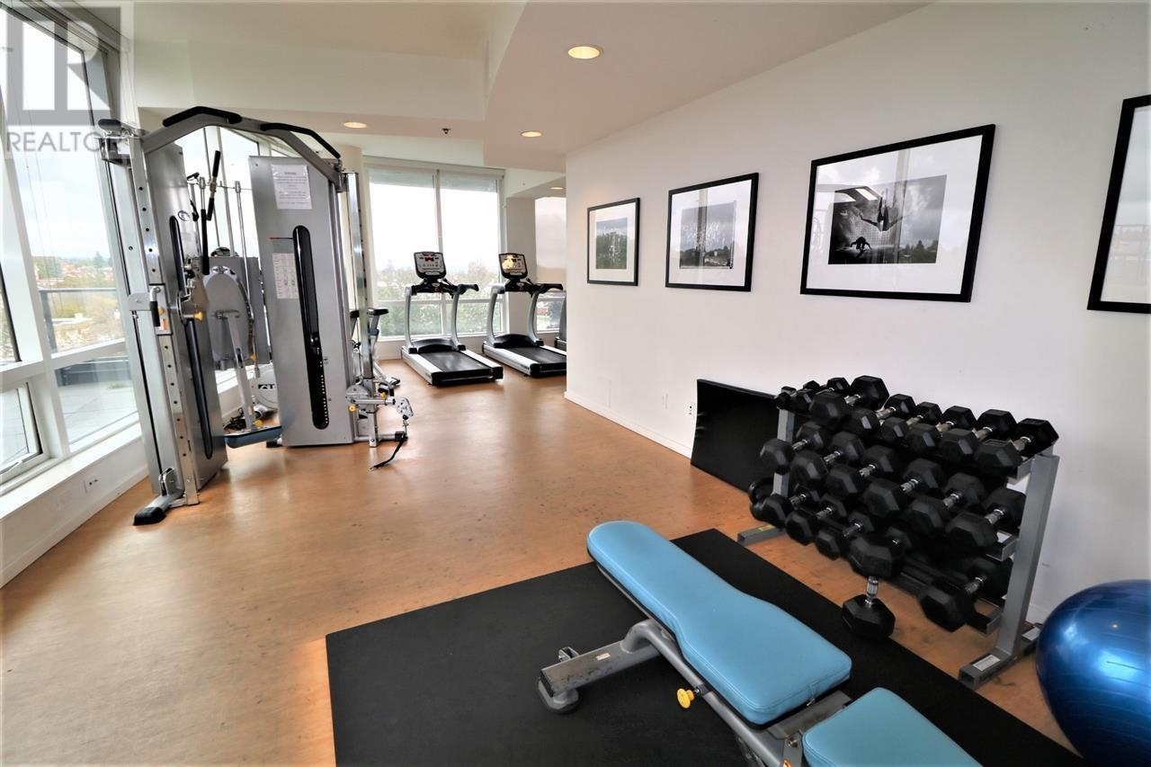 Listing Picture 10 of 12 : 902 8555 GRANVILLE STREET, Vancouver / 溫哥華 - 魯藝地產 Yvonne Lu Group - MLS Medallion Club Member