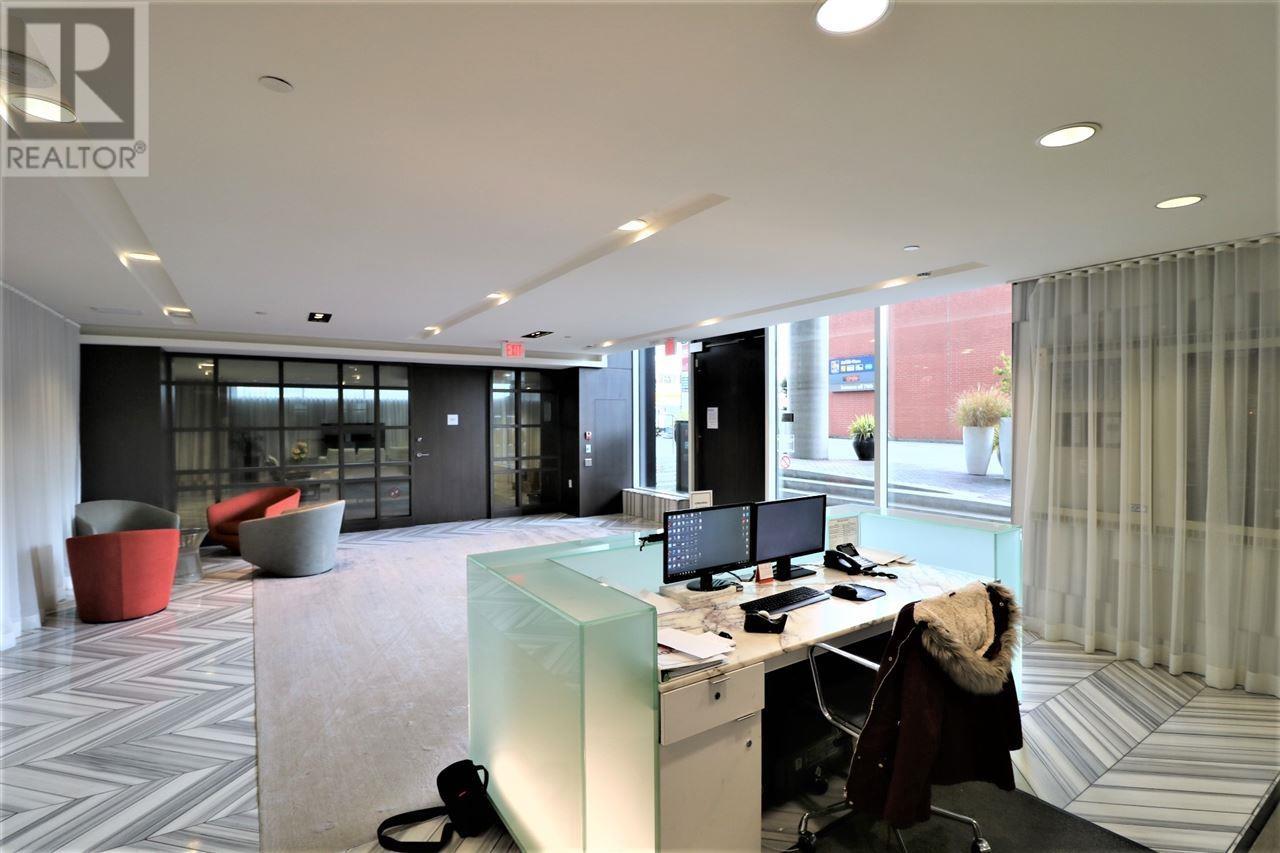 Listing Picture 12 of 12 : 902 8555 GRANVILLE STREET, Vancouver / 溫哥華 - 魯藝地產 Yvonne Lu Group - MLS Medallion Club Member