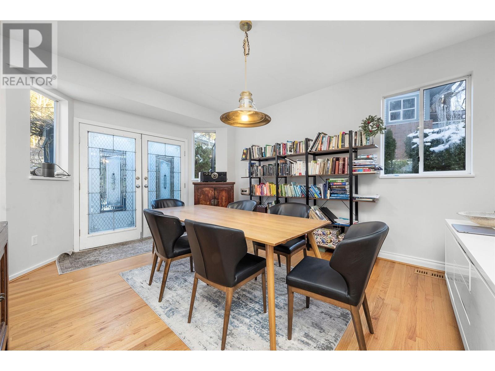 6755 Dufferin Avenue, West Vancouver, British Columbia  V7W 3B7 - Photo 7 - R2968213