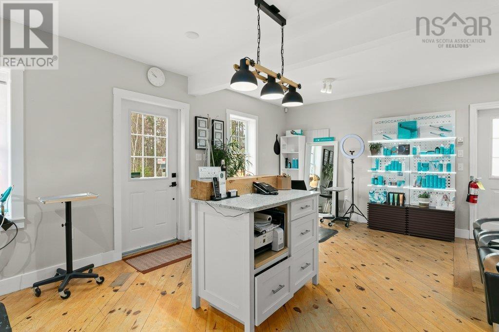 3760 Highway 3, Chester, Nova Scotia  B0J 1J0 - Photo 5 - 202503142