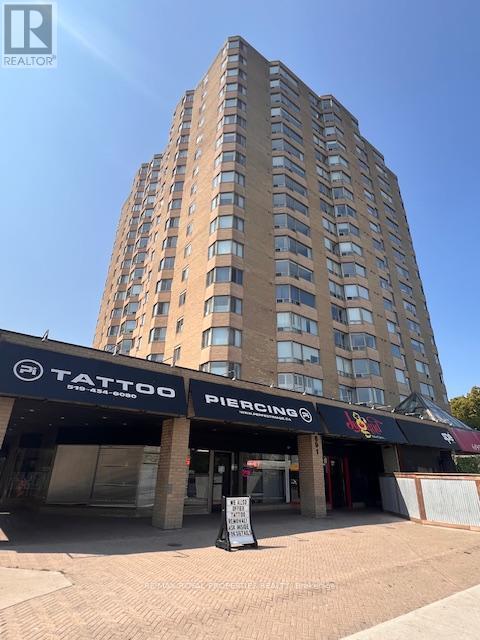 Property at 1006 - 695 RICHMOND STREET image 4