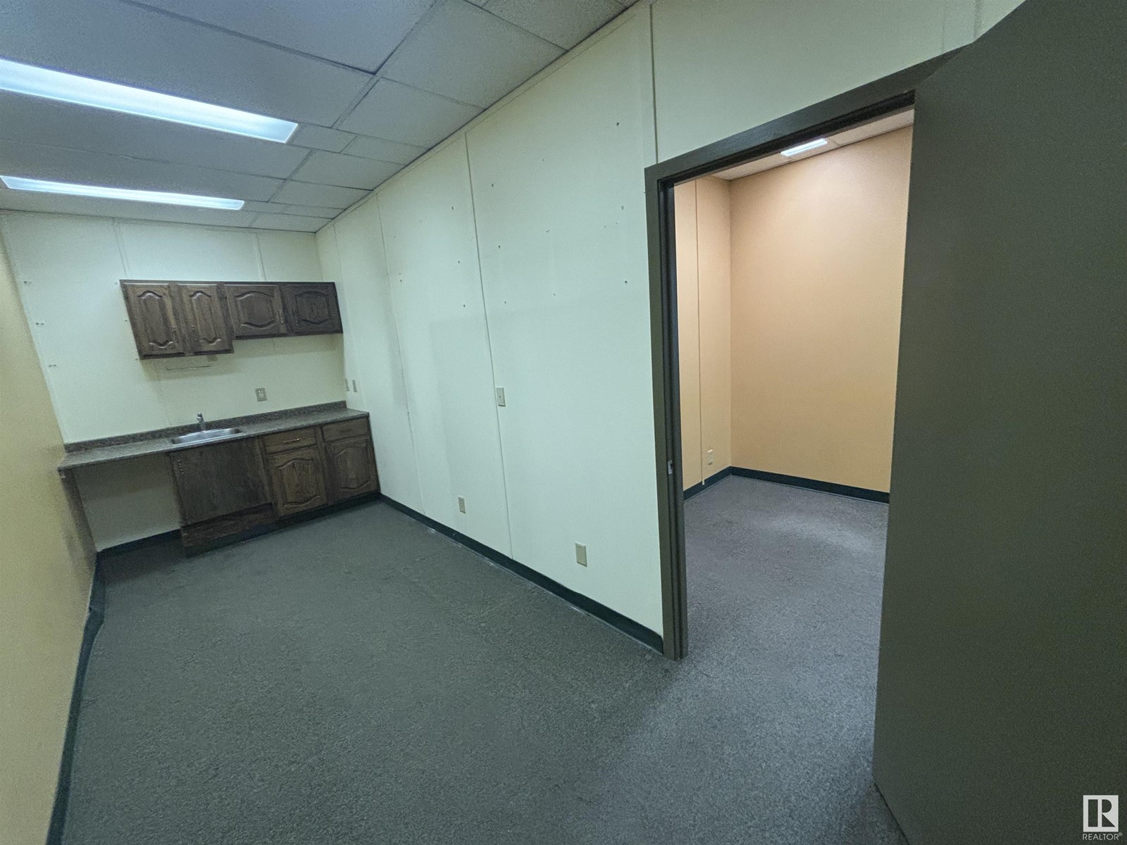 #202 10441 124 St Nw, Edmonton, Alberta  T5N 1R7 - Photo 3 - E4422001