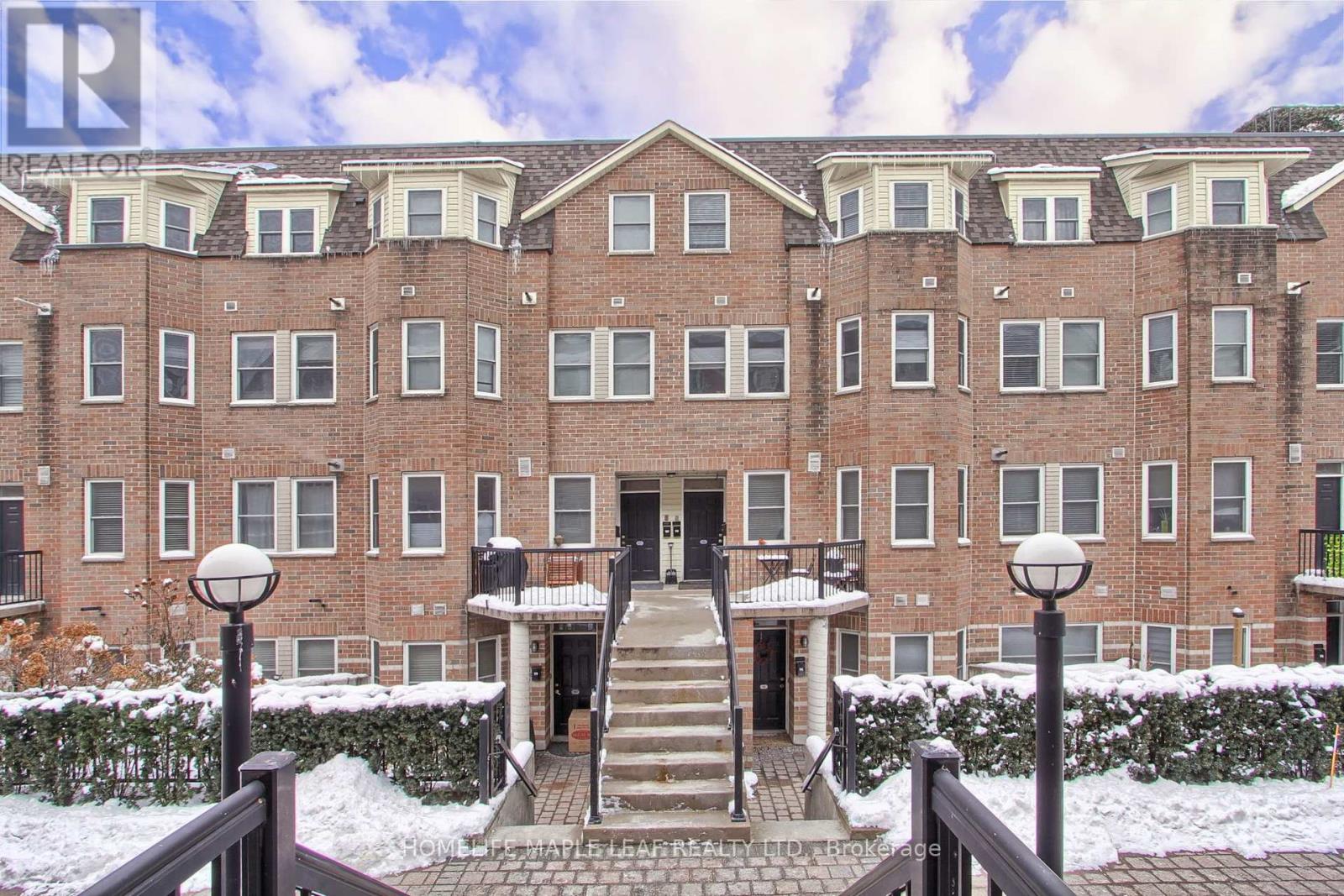 Property at 98 - 760 LAWRENCE AVE AVENUE W image 1
