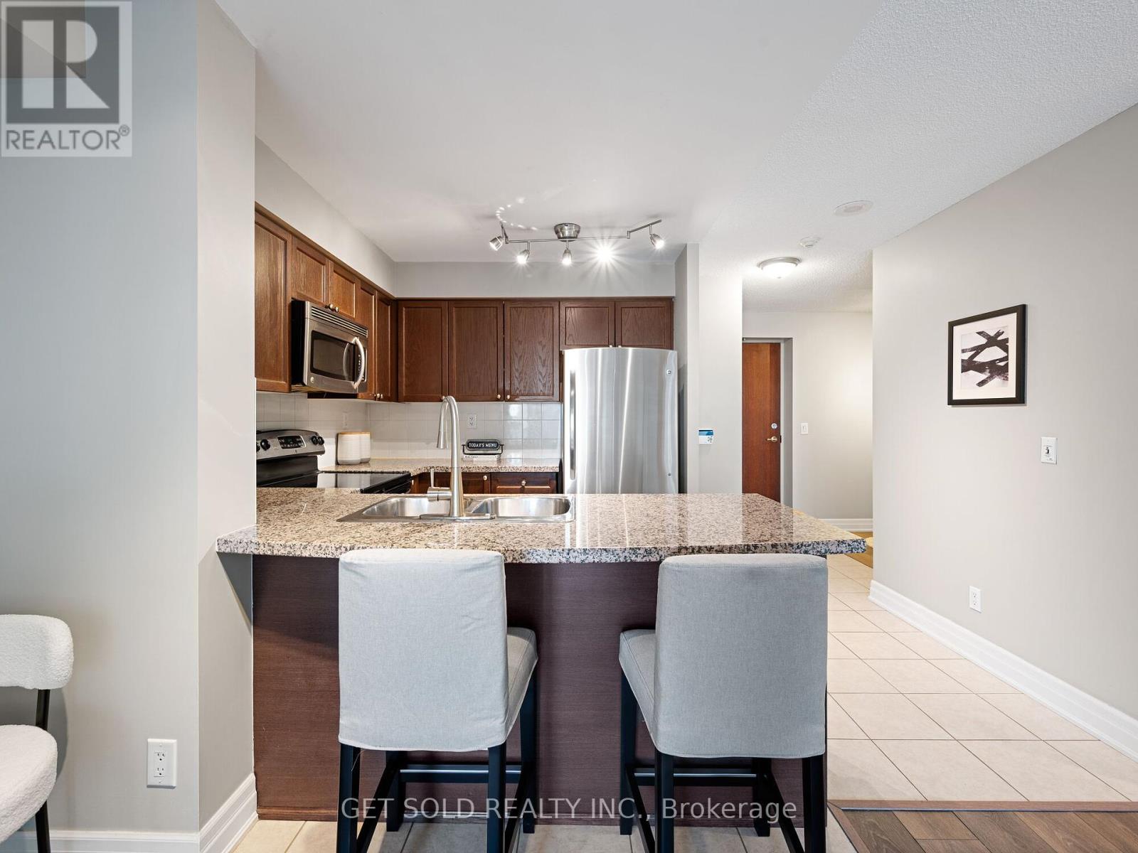 906 - 5 Michael Power Place, Toronto, Ontario  M9A 0A3 - Photo 16 - W11978338