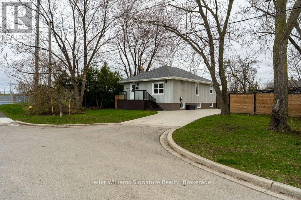 Property at 1233 CORIC AVENUE image 2
