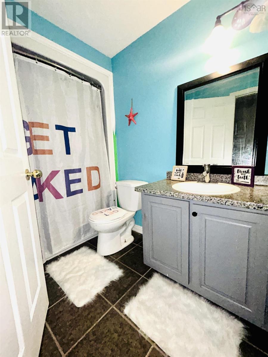 20 Hewer Crescent, Middle Sackville, Nova Scotia  B4E 3E4 - Photo 18 - 202503163