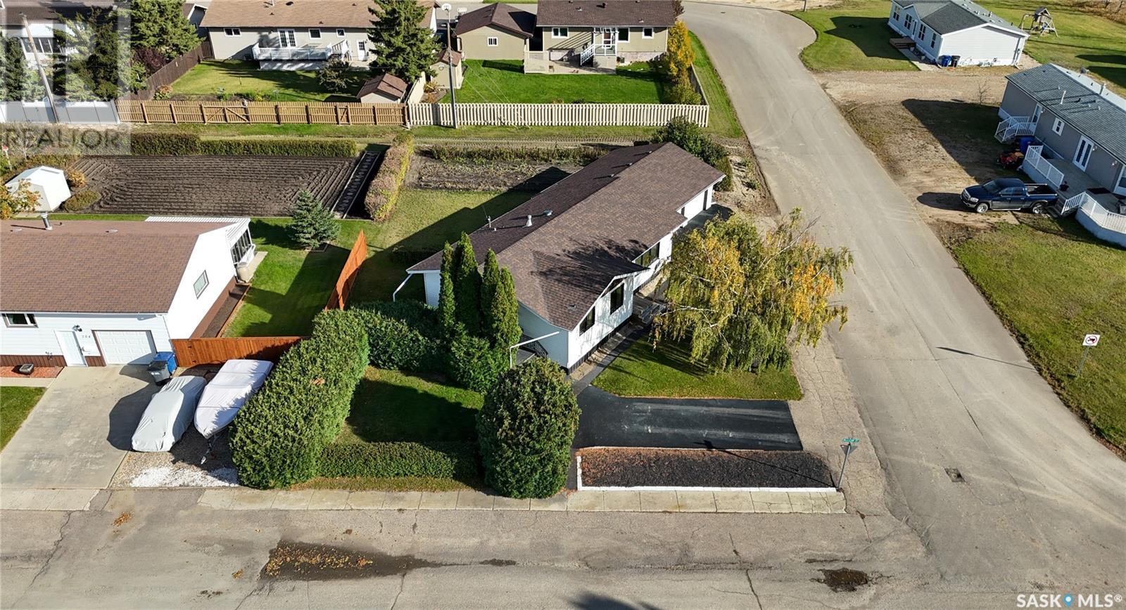 202 Maclean Street, Raymore, Saskatchewan  S0A 3J0 - Photo 40 - SK985465