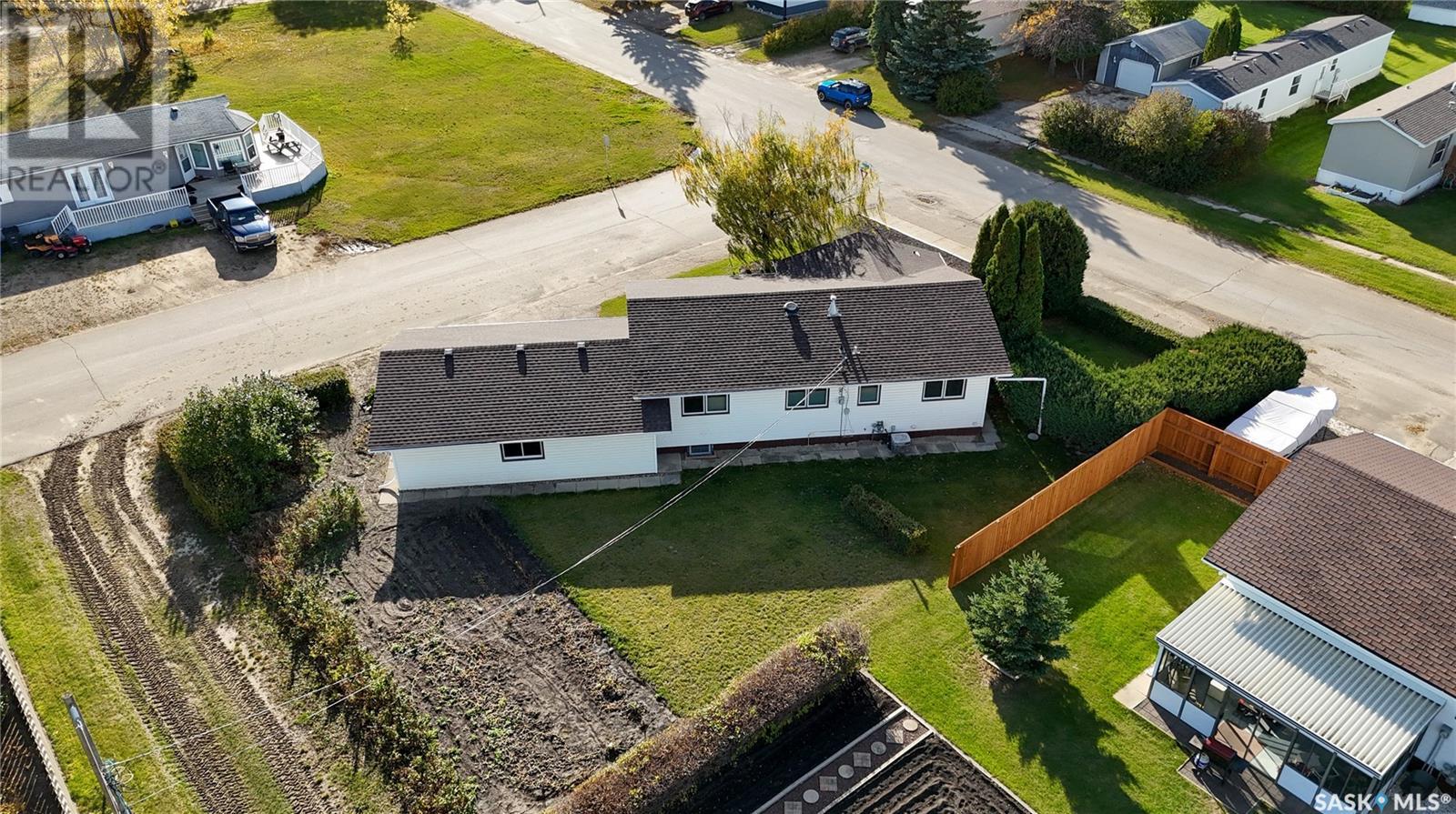 202 Maclean Street, Raymore, Saskatchewan  S0A 3J0 - Photo 38 - SK985465