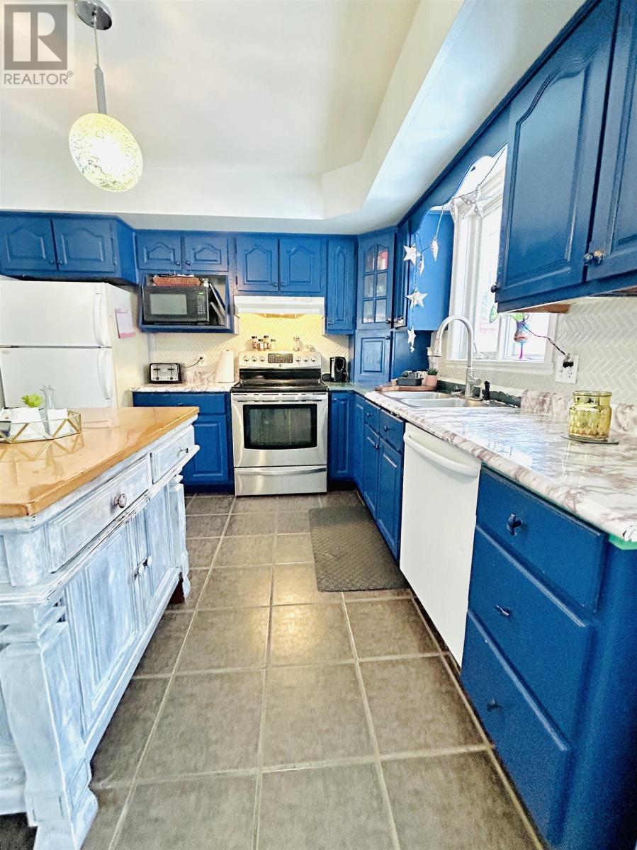 20 Hewer Crescent, Middle Sackville, Nova Scotia  B4E 3E4 - Photo 6 - 202503163