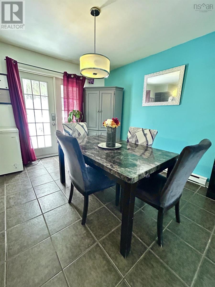 20 Hewer Crescent, Middle Sackville, Nova Scotia  B4E 3E4 - Photo 9 - 202503163