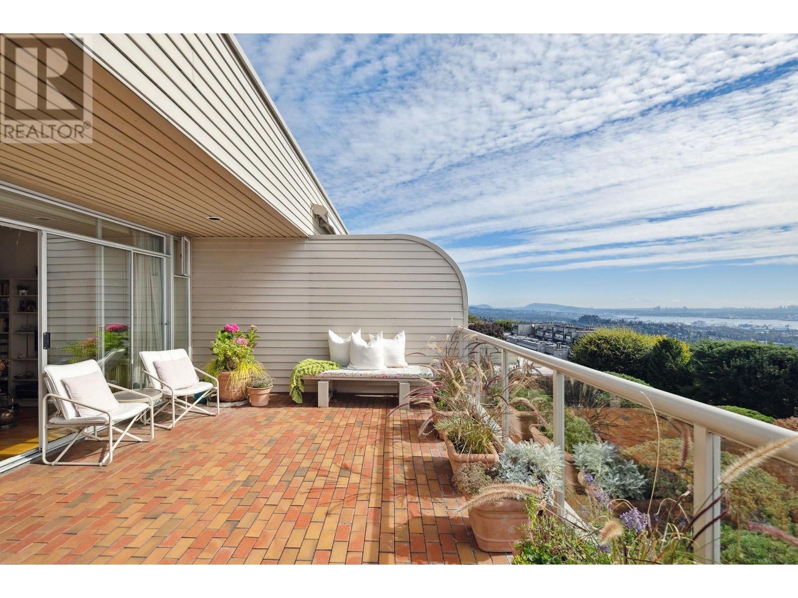 4 2272 Folkestone Way, West Vancouver, British Columbia  V7S 2X7 - Photo 20 - R2968250