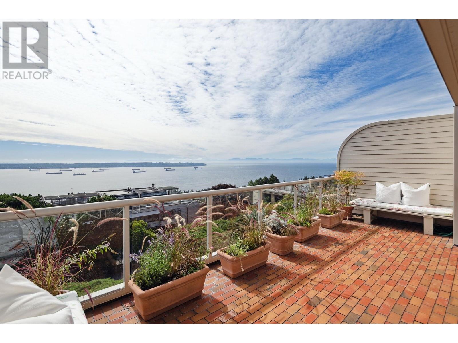 4 2272 Folkestone Way, West Vancouver, British Columbia  V7S 2X7 - Photo 21 - R2968250