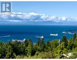 4 2272 FOLKESTONE WAY, West Vancouver, British Columbia