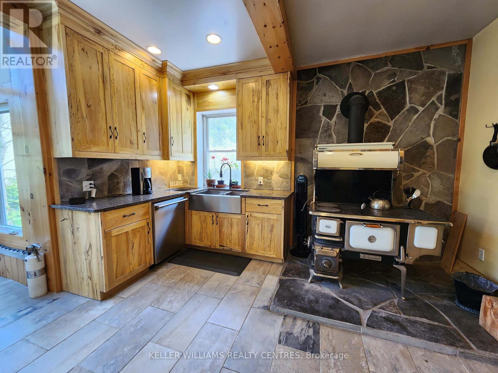 484 Carlisle Street, Saugeen Shores, Ontario  N0H 2L0 - Photo 4 - X10422299