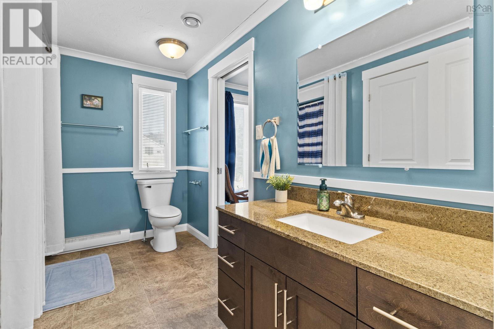 265 Haven Drive, Bridgewater, Nova Scotia  B4V 4E4 - Photo 11 - 202503051