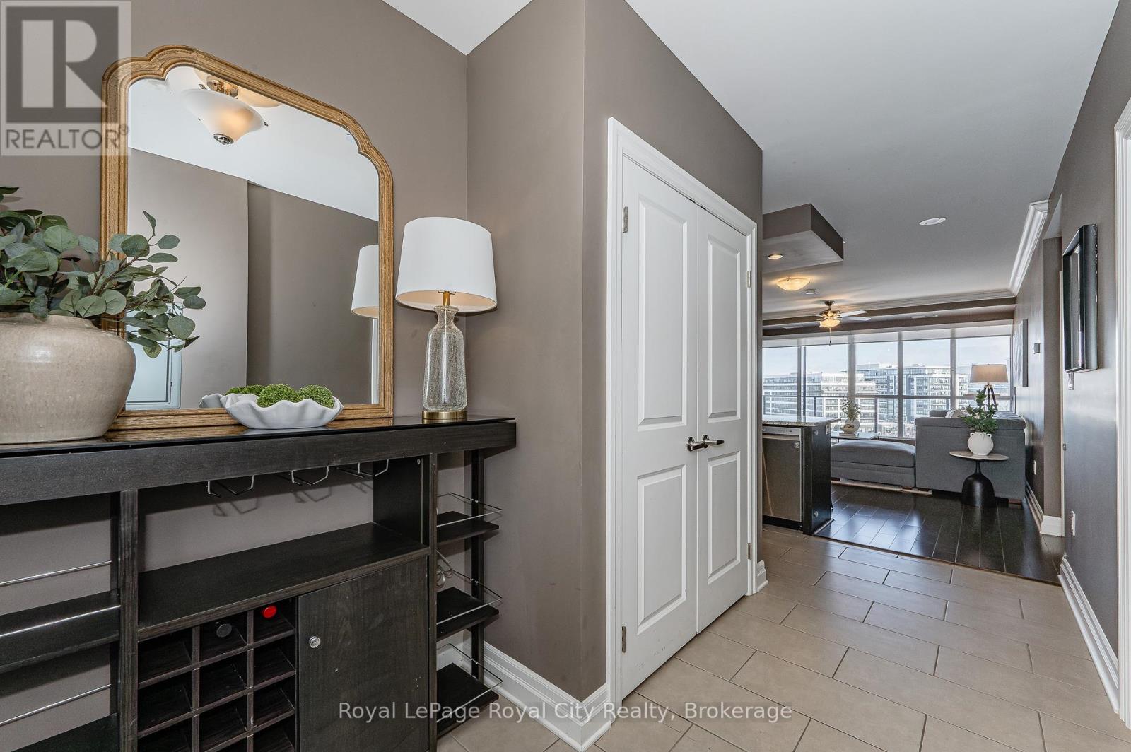 Property at 605 - 160 MACDONELL STREET image 3