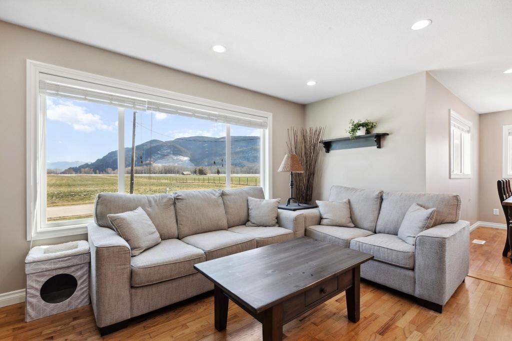 7735 Newton Road, Mission, British Columbia  V0M 1H0 - Photo 15 - R2967360