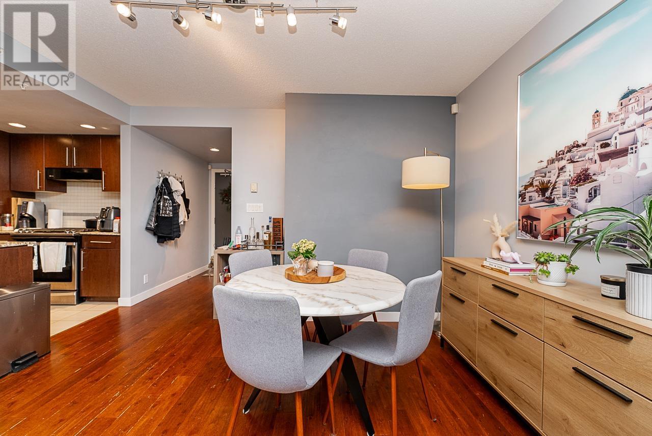 301 583 Beach Crescent, Vancouver, British Columbia  V6Z 3E6 - Photo 3 - R2965007