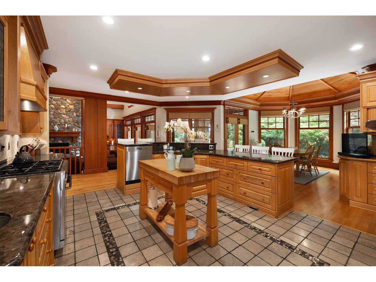 3122 136 Street, Surrey, British Columbia  V4P 3C8 - Photo 11 - R2914767