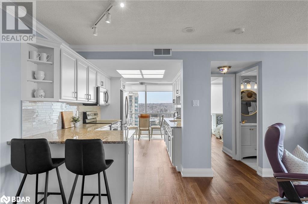 65 Ellen Street Unit# 808, Barrie, Ontario  L4N 3A5 - Photo 4 - 40697663