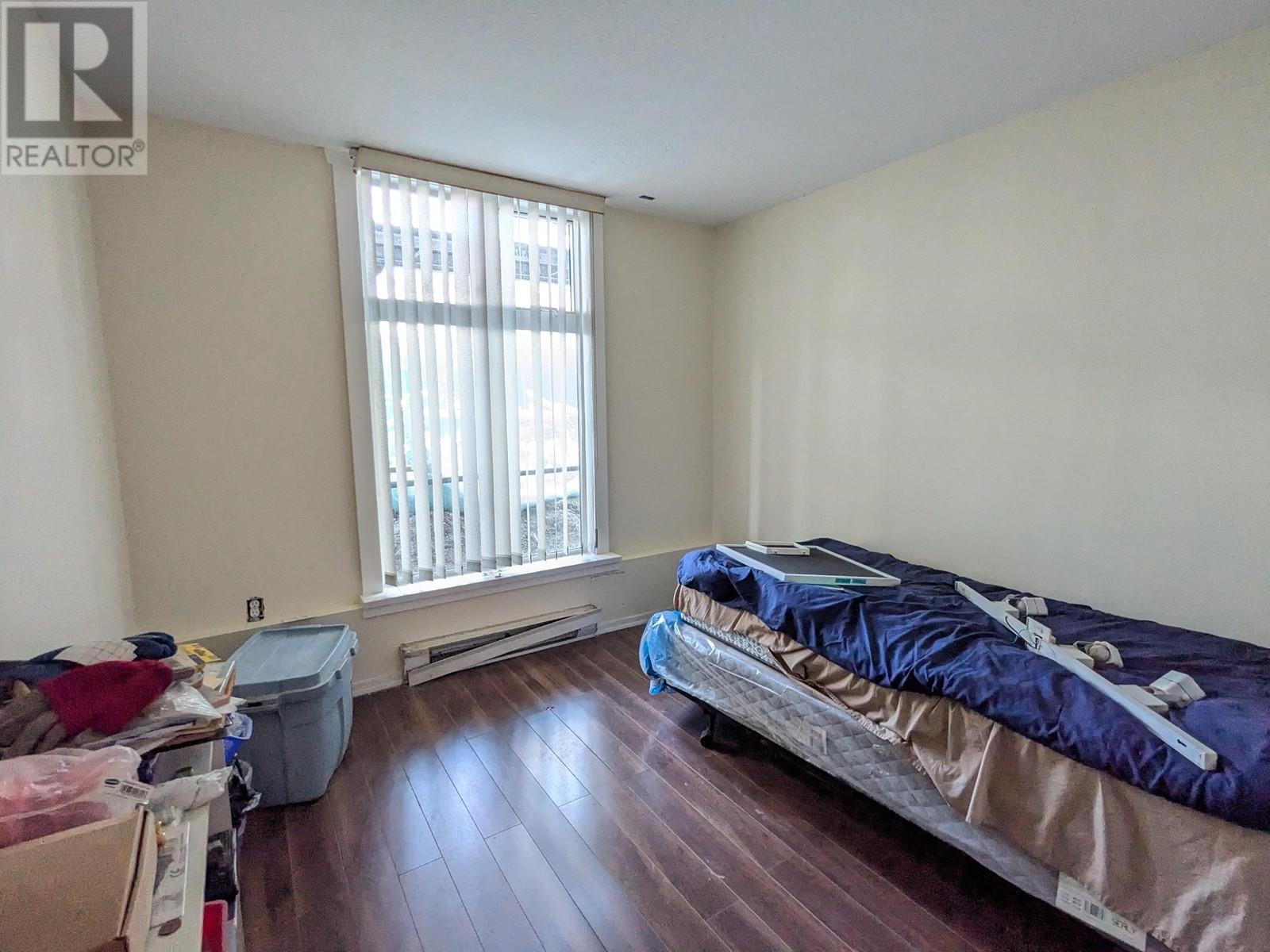 Listing Picture 4 of 7 : 101 2533 PENTICTON STREET, Vancouver / 溫哥華 - 魯藝地產 Yvonne Lu Group - MLS Medallion Club Member