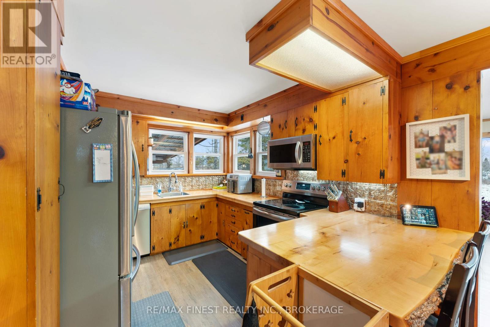 174 County Road 4, Loyalist, Ontario  K0H 1G0 - Photo 6 - X11941861