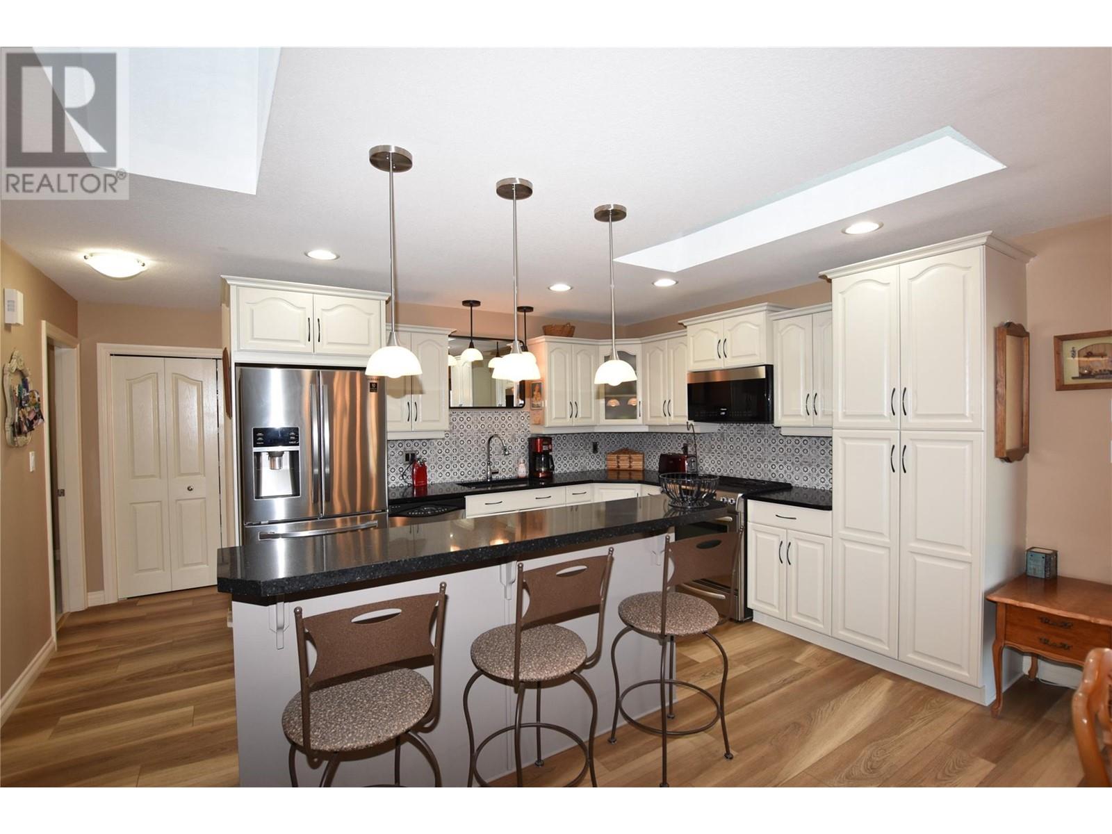 519 Loon Avenue, Vernon, British Columbia  V1H 2A1 - Photo 15 - 10335717