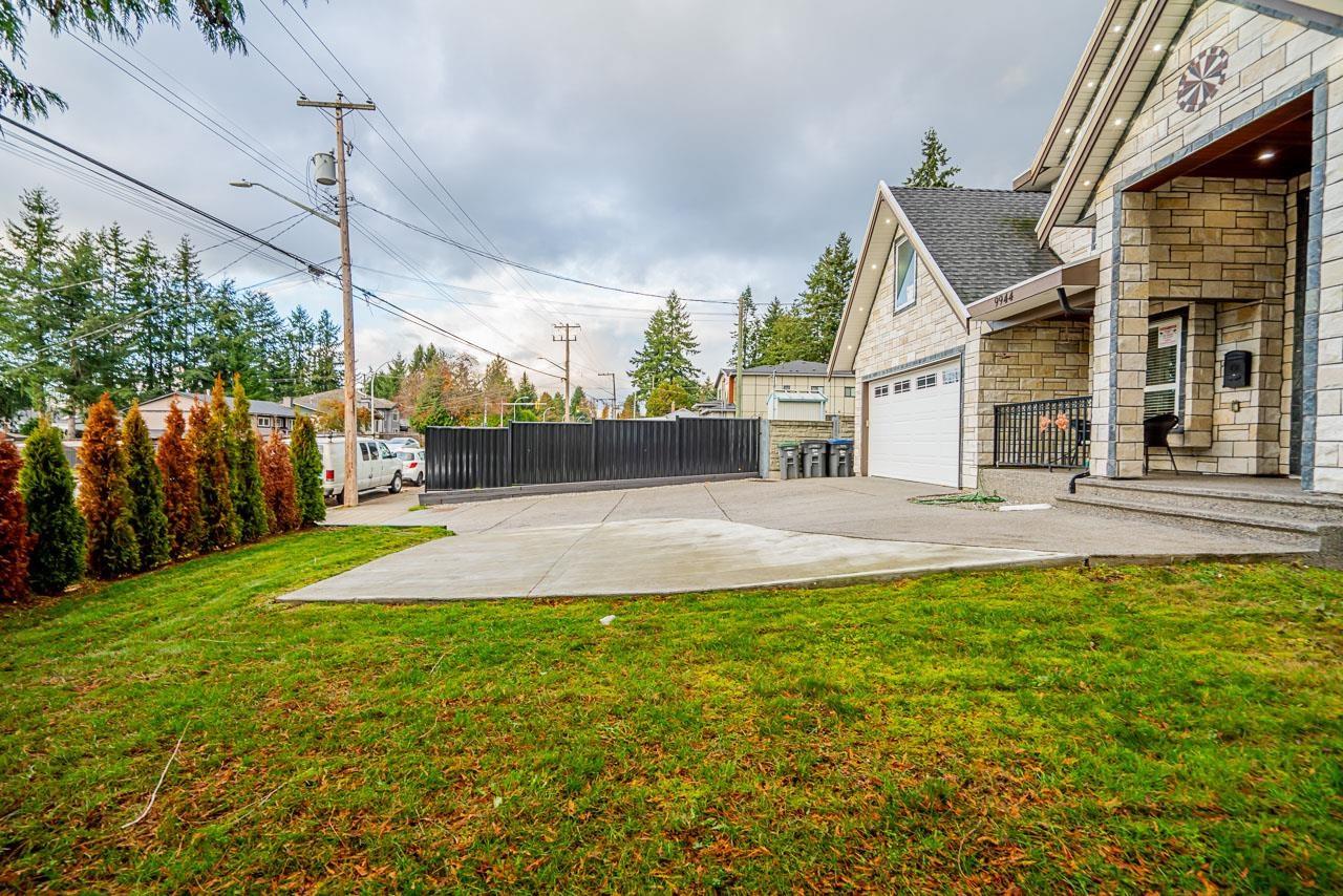 Property at 9944 128 STREET image 4