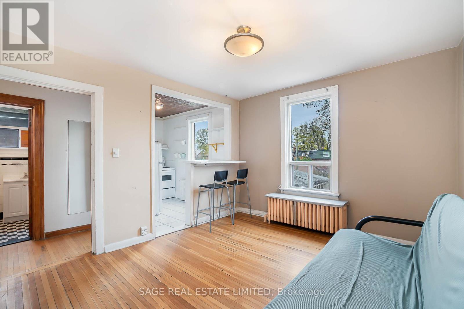 Upper - 604 Ossington Avenue, Toronto, Ontario  M6G 3T5 - Photo 6 - C11978631