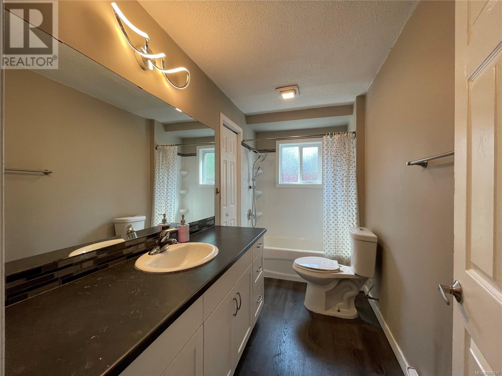 Property at 3564 11th Ave image 3