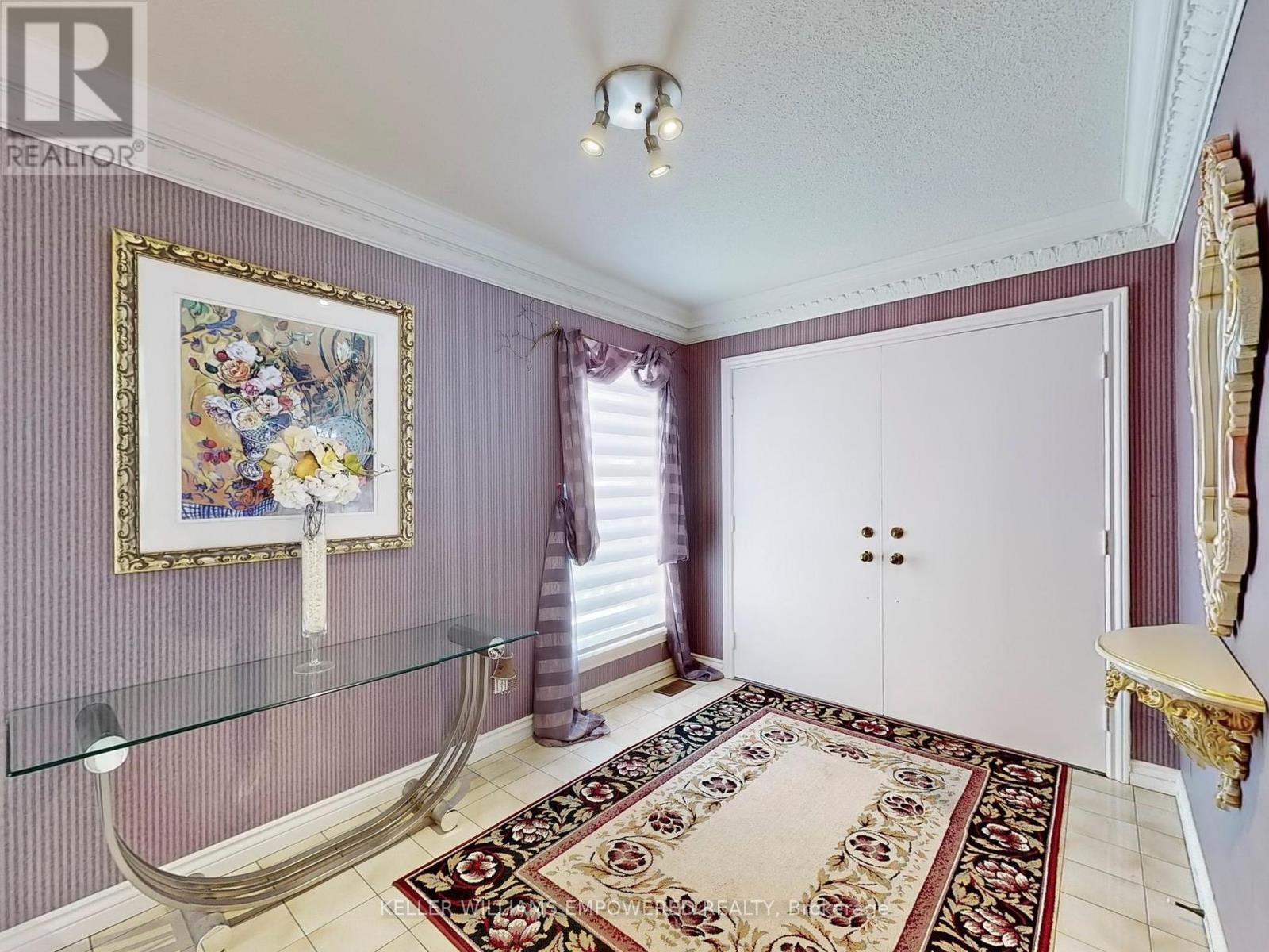 Property at 315 WOODLAND ACRES CRESCENT image 4
