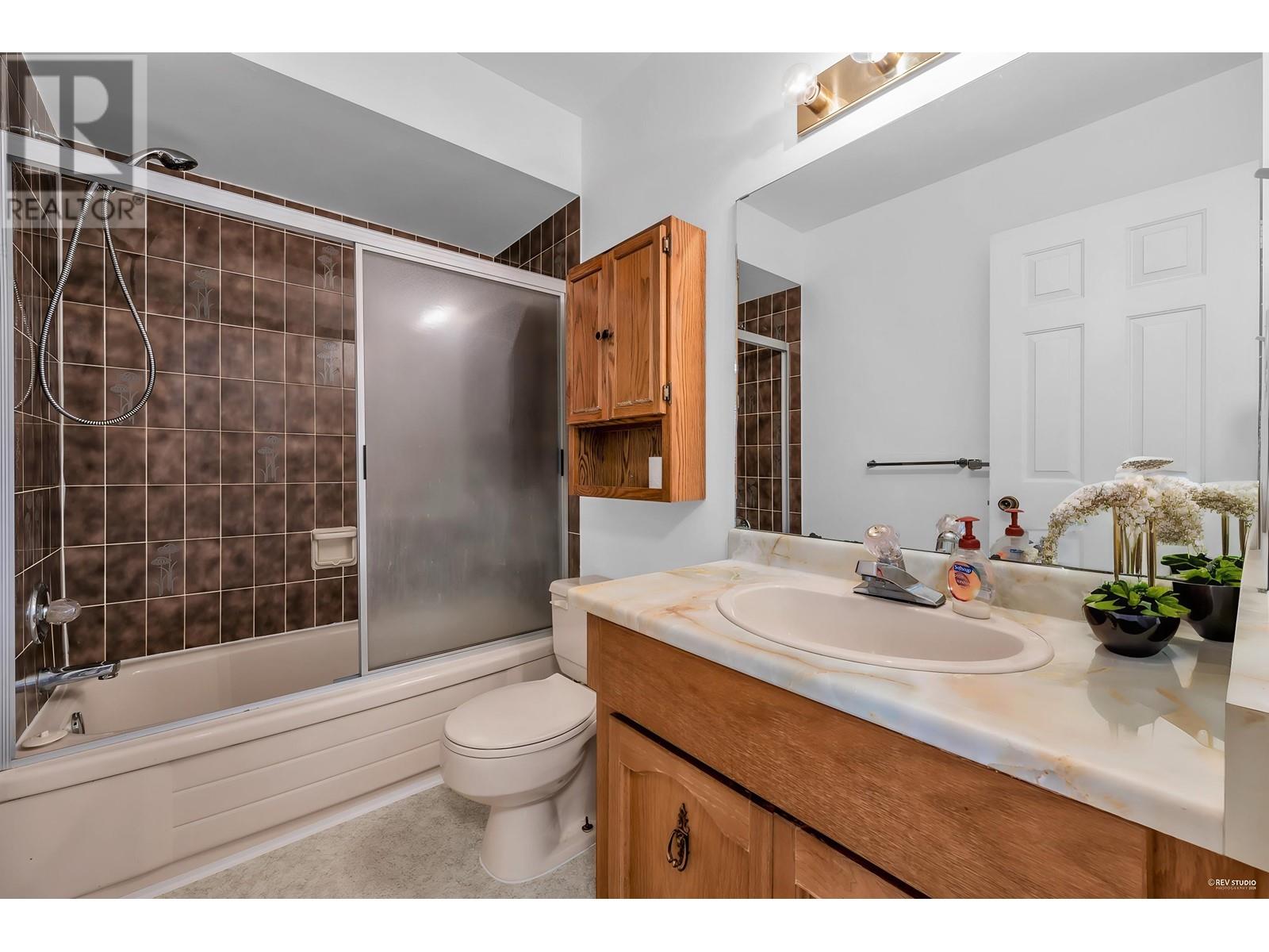 Listing Picture 29 of 37 : 3 8551 COOK ROAD, Richmond / 烈治文 - 魯藝地產 Yvonne Lu Group - MLS Medallion Club Member