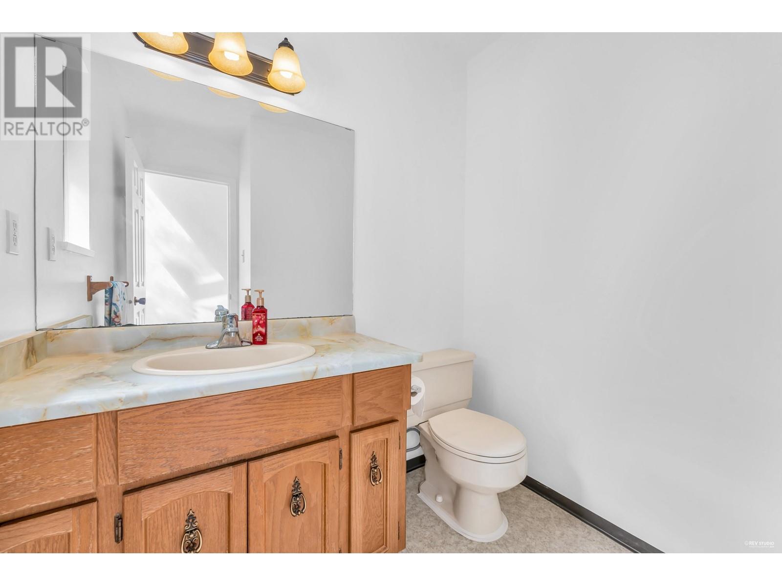 Listing Picture 32 of 37 : 3 8551 COOK ROAD, Richmond / 烈治文 - 魯藝地產 Yvonne Lu Group - MLS Medallion Club Member