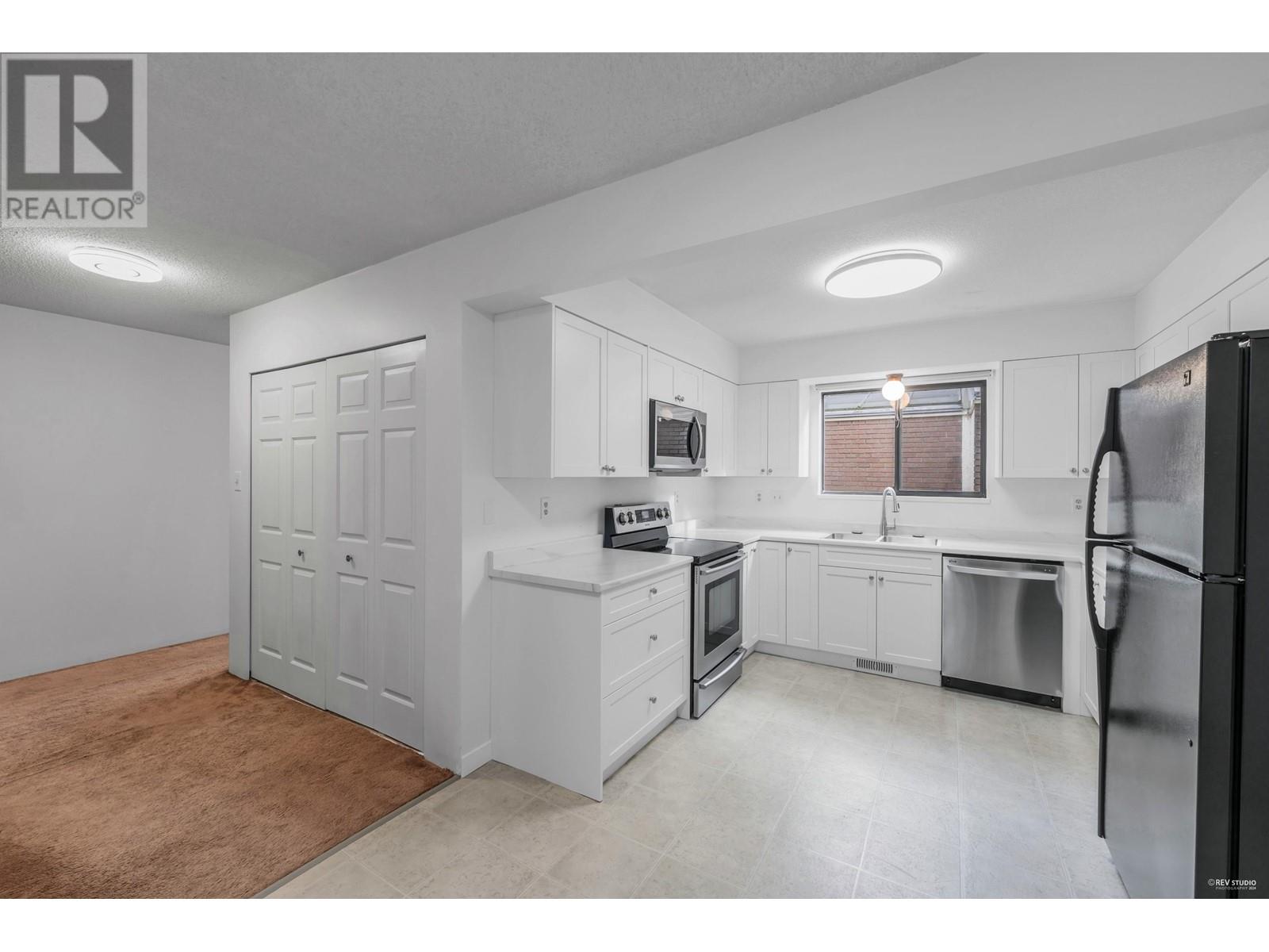 Listing Picture 6 of 37 : 3 8551 COOK ROAD, Richmond / 烈治文 - 魯藝地產 Yvonne Lu Group - MLS Medallion Club Member