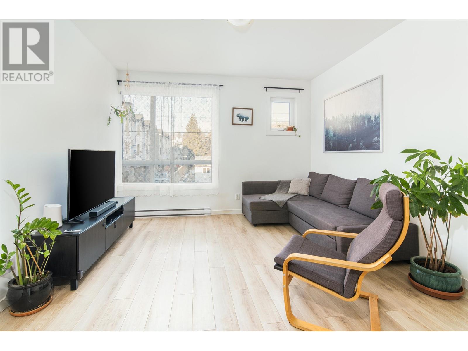 50 1188 WILSON CRESCENT