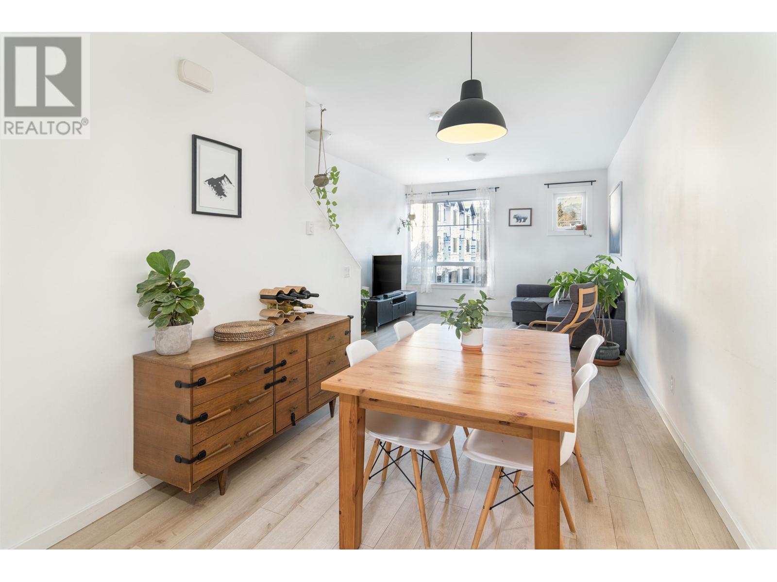 50 1188 WILSON CRESCENT