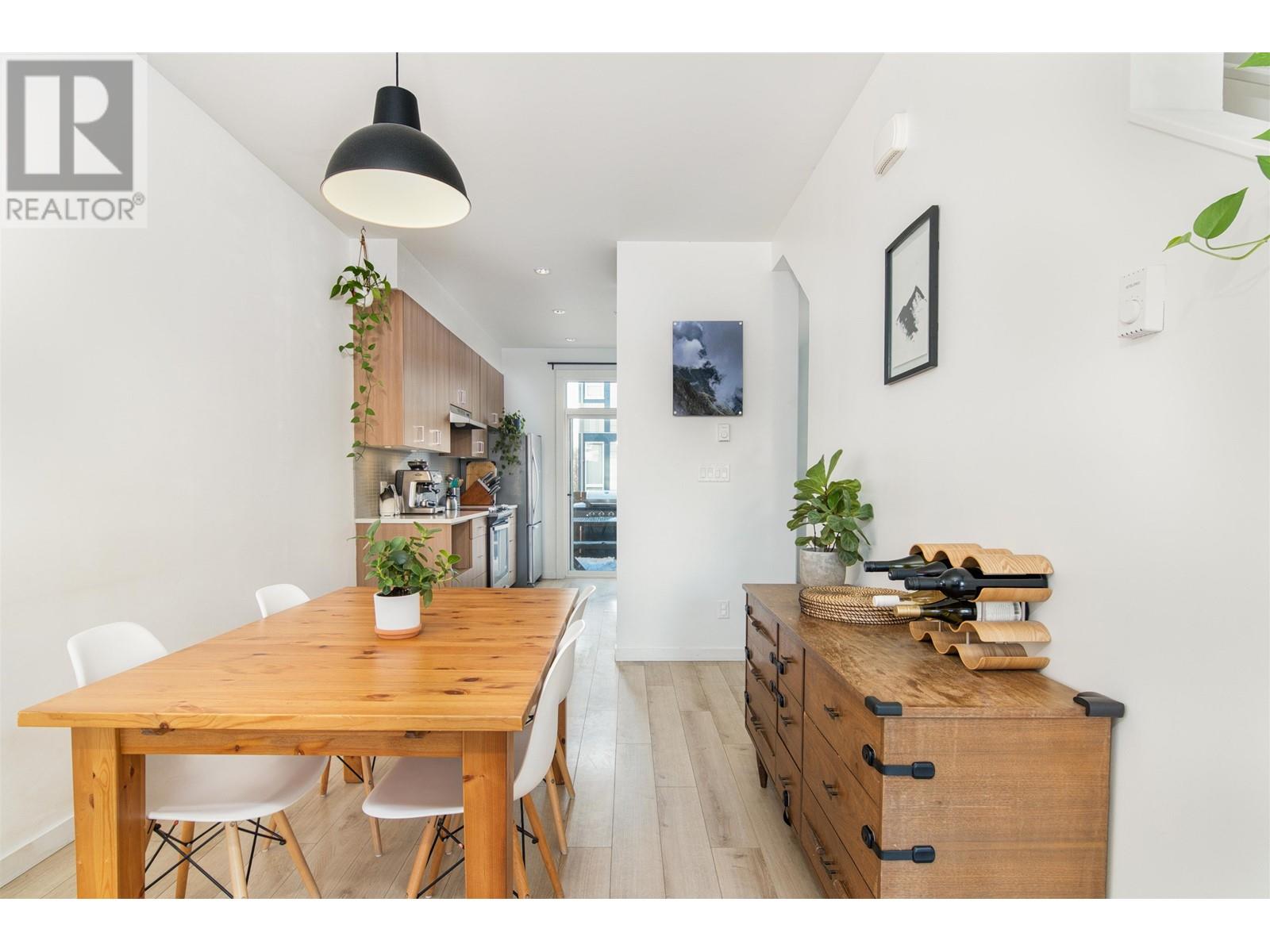 50 1188 WILSON CRESCENT