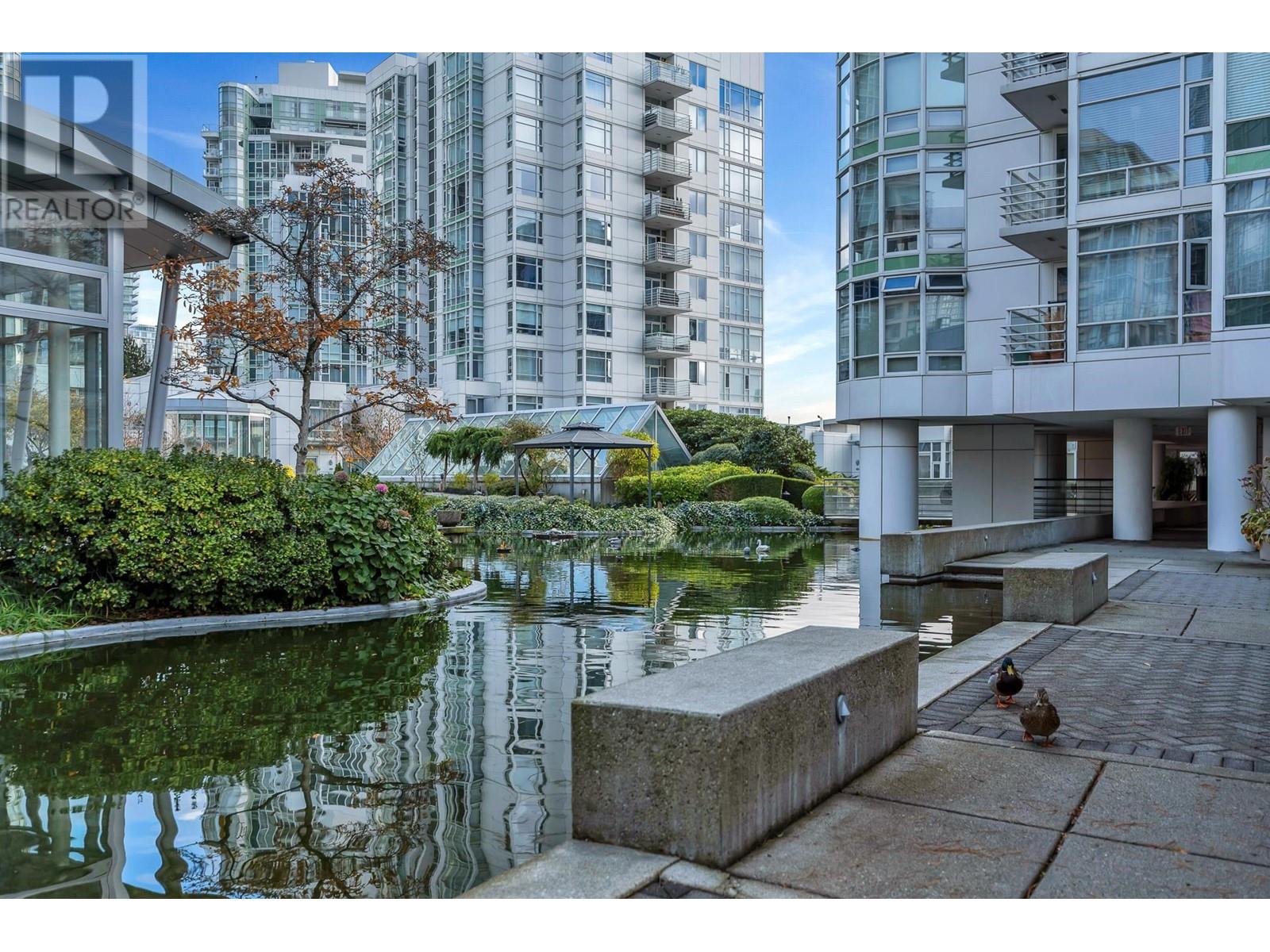 Listing Picture 23 of 38 : 601 189 DAVIE STREET, Vancouver / 溫哥華 - 魯藝地產 Yvonne Lu Group - MLS Medallion Club Member