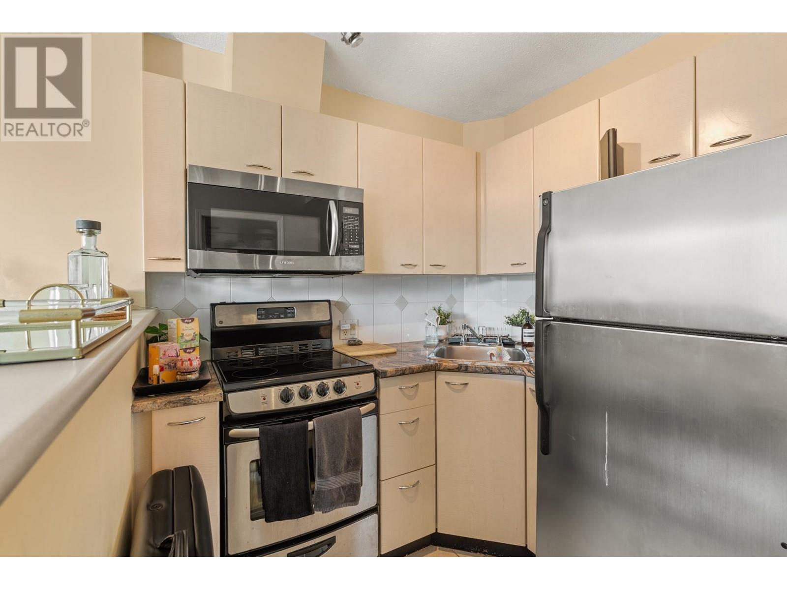 603 1367 Alberni Street, Vancouver, British Columbia  V6E 4R9 - Photo 3 - R2968295