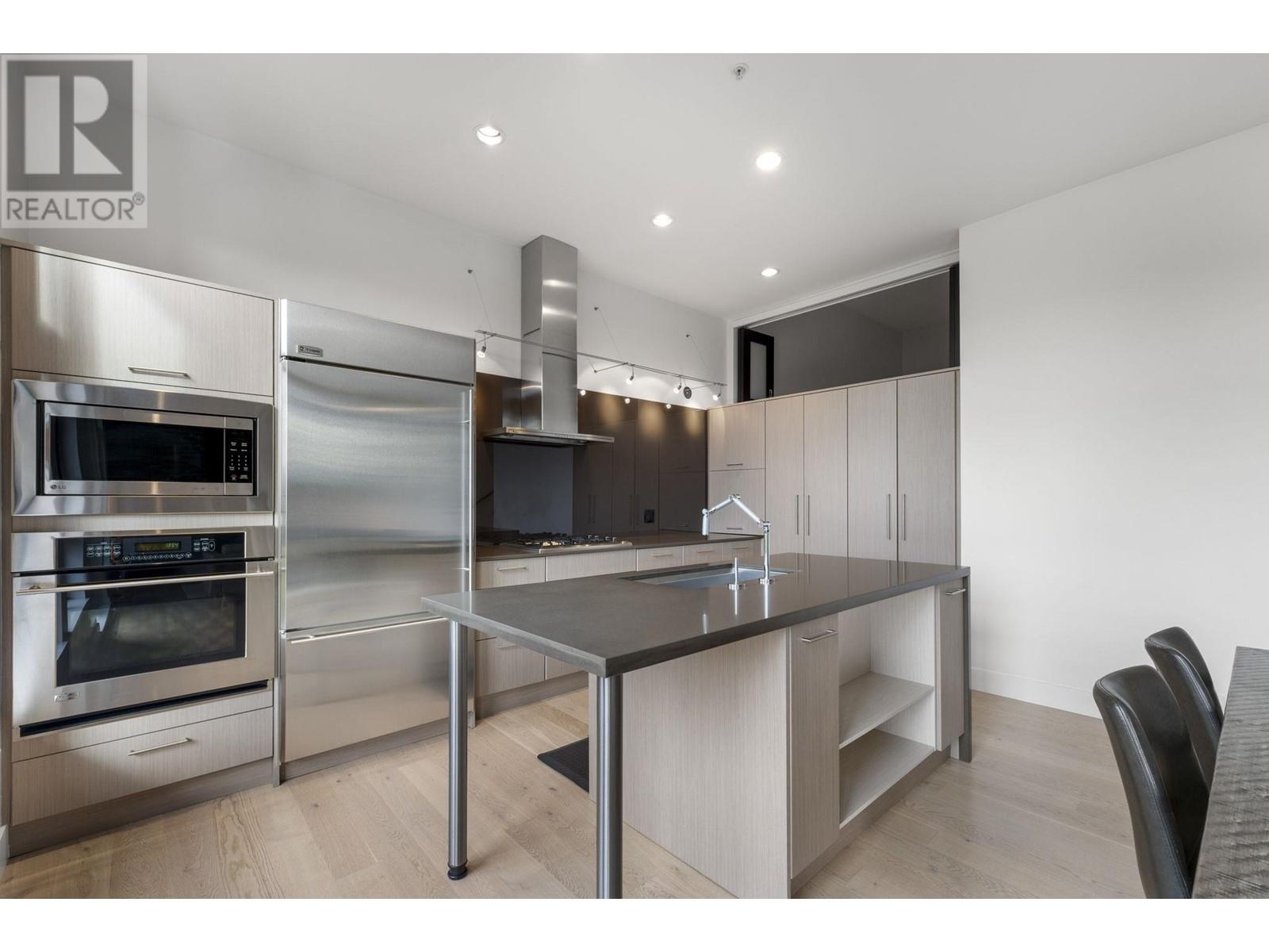 302 220 Salter Street, New Westminster, British Columbia  V3M 0H4 - Photo 11 - R2968297