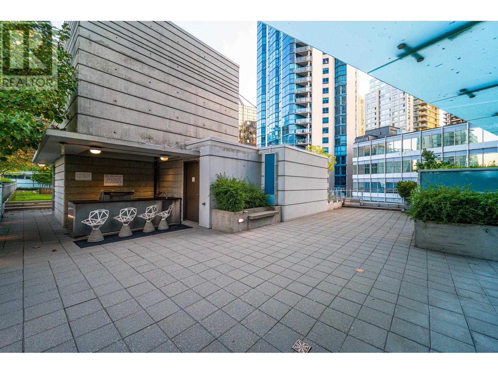 1701 1499 W Pender Street, Vancouver, British Columbia  V6G 0A7 - Photo 37 - R2968310