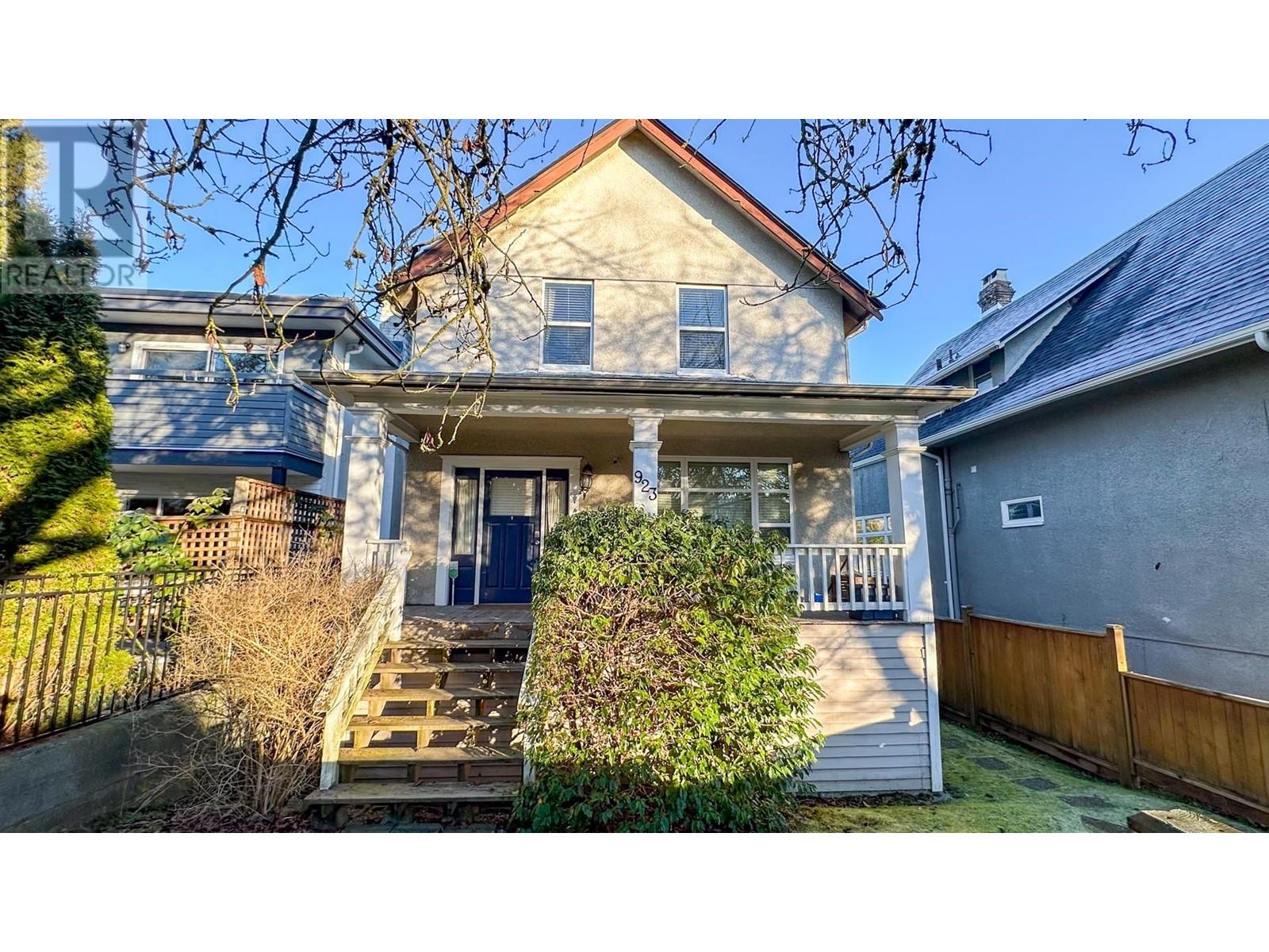 923 E 11TH AVENUE, Vancouver