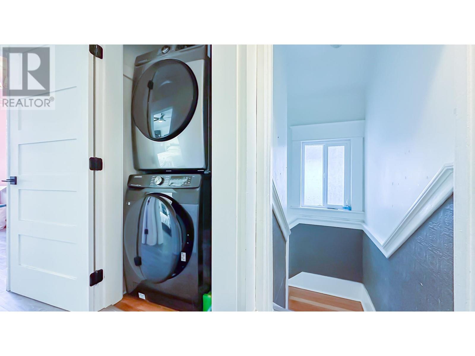 Listing Picture 19 of 40 : 923 E 11TH AVENUE, Vancouver / 溫哥華 - 魯藝地產 Yvonne Lu Group - MLS Medallion Club Member