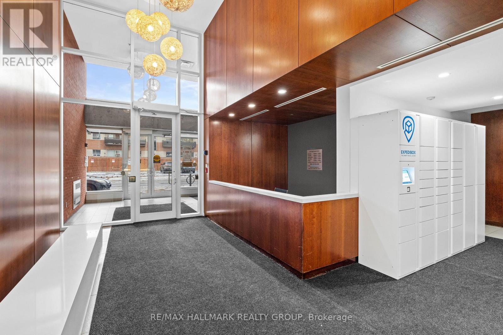 Property at 604 - 354 GLADSTONE AVENUE image 3