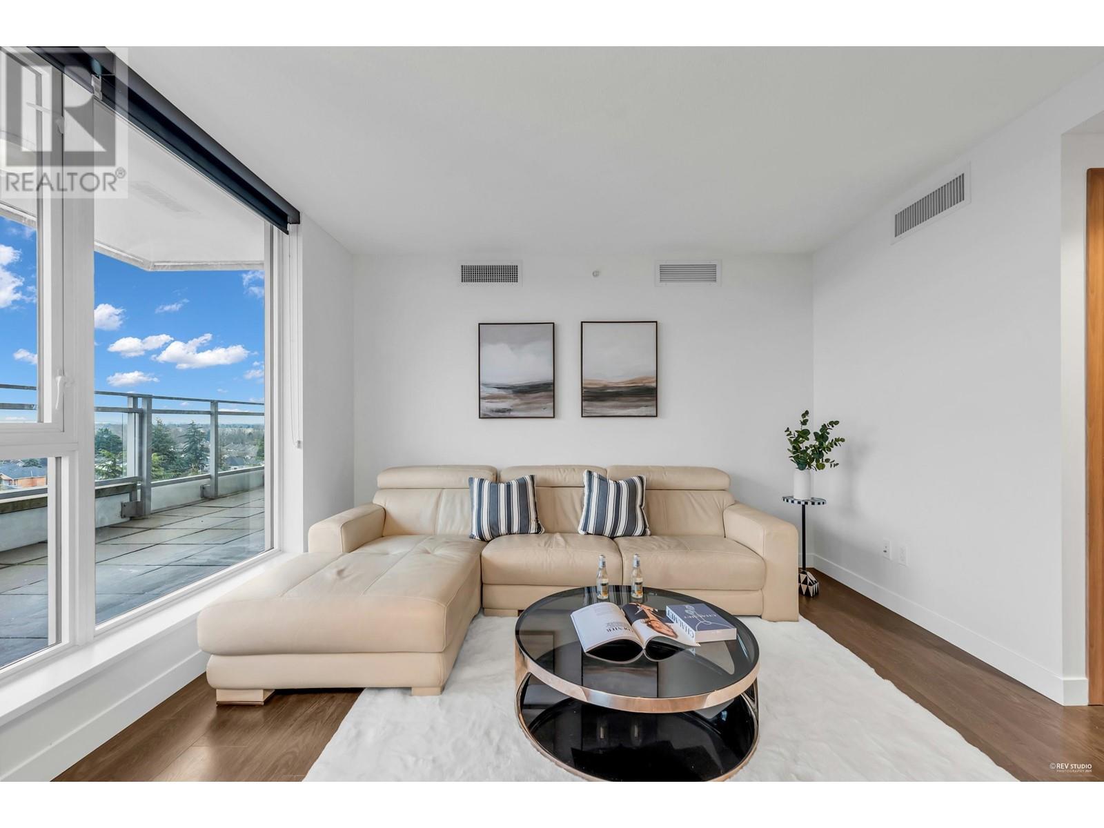 Listing Picture 5 of 40 : 1021 8988 PATTERSON ROAD, Richmond / 烈治文 - 魯藝地產 Yvonne Lu Group - MLS Medallion Club Member