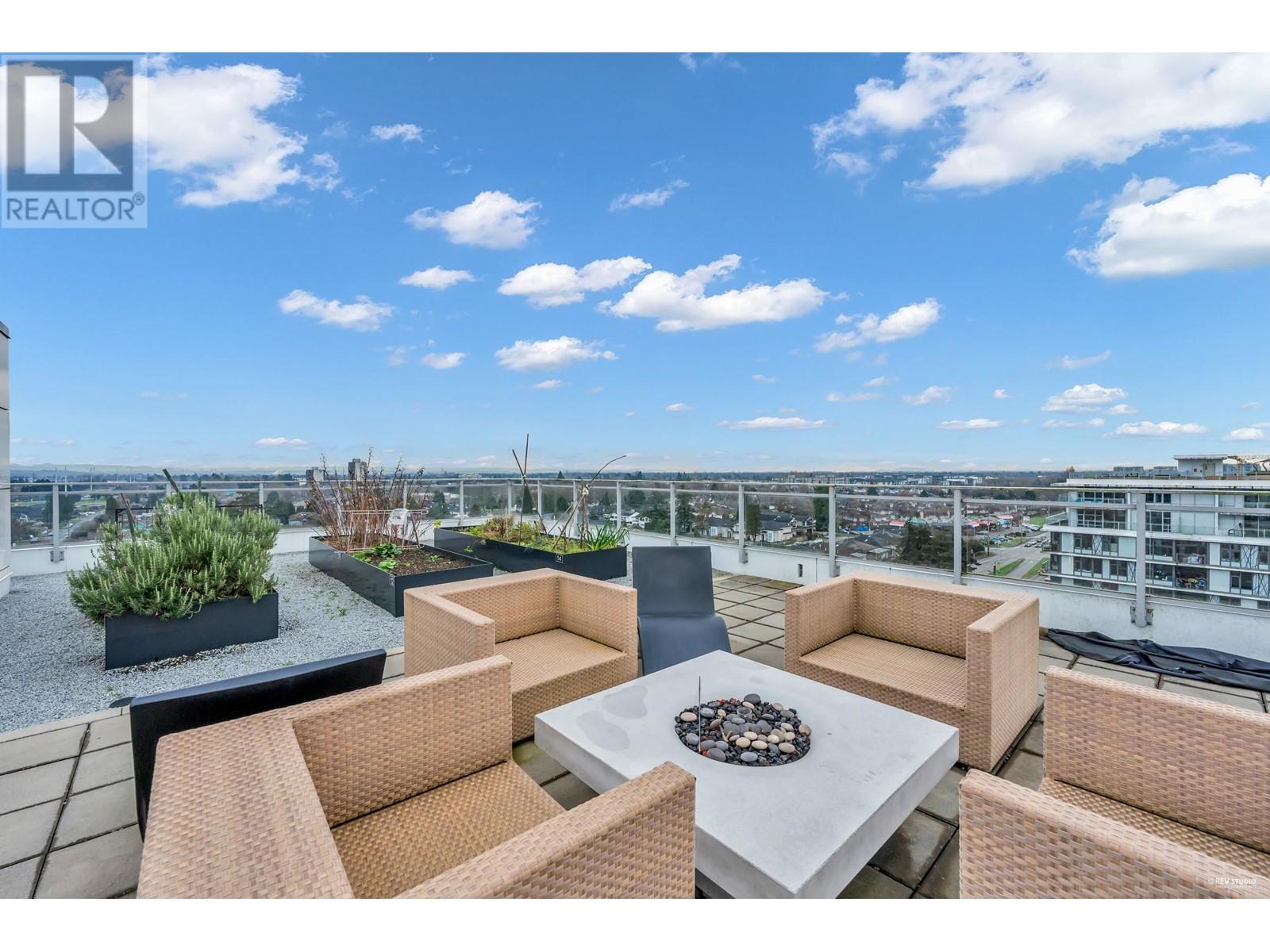 Listing Picture 31 of 40 : 1021 8988 PATTERSON ROAD, Richmond / 烈治文 - 魯藝地產 Yvonne Lu Group - MLS Medallion Club Member