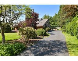 564 Towner Rd, north saanich, British Columbia