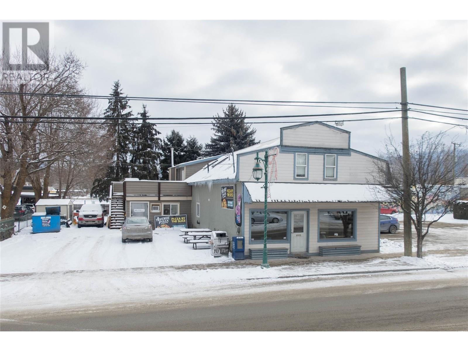 2037 Shuswap Avenue, Lumby, British Columbia  V0E 2G0 - Photo 2 - 10335273