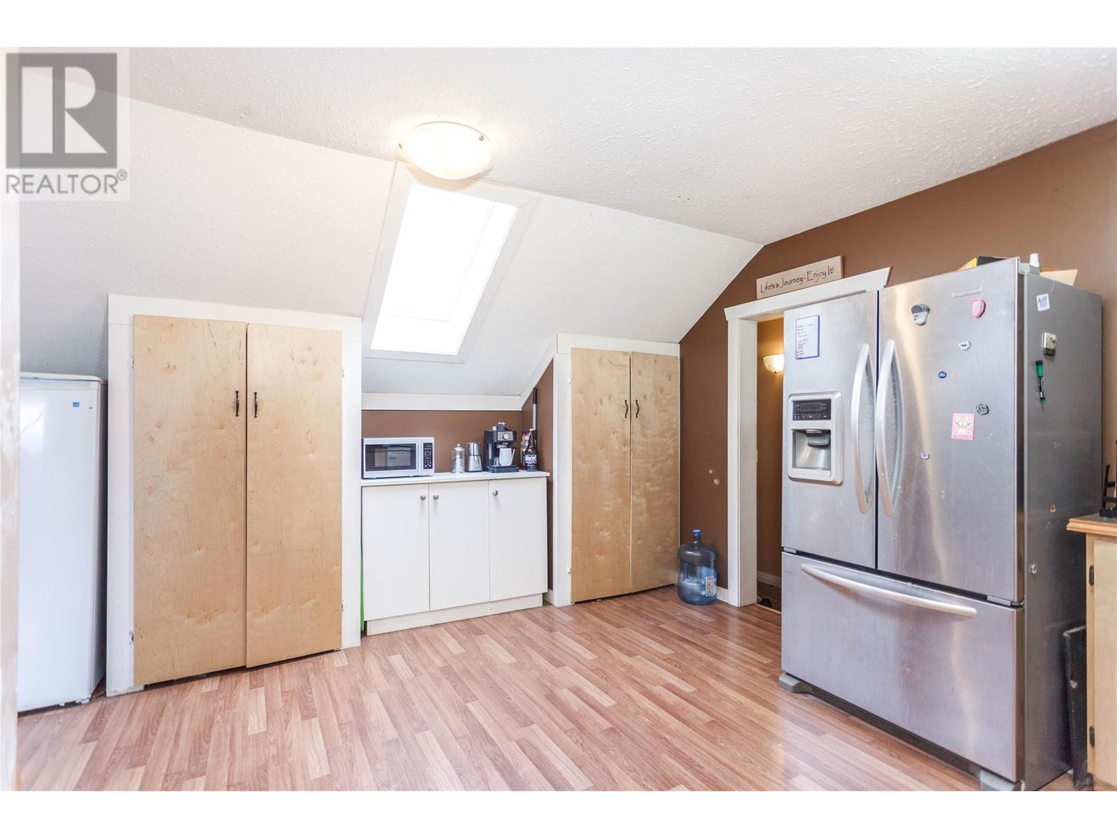 2037 Shuswap Avenue, Lumby, British Columbia  V0E 2G0 - Photo 23 - 10335273